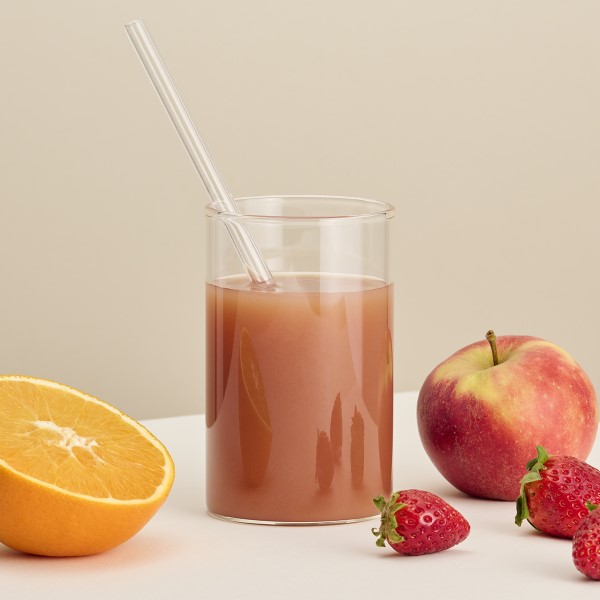 Orange Erdbeere Guarana im Glas